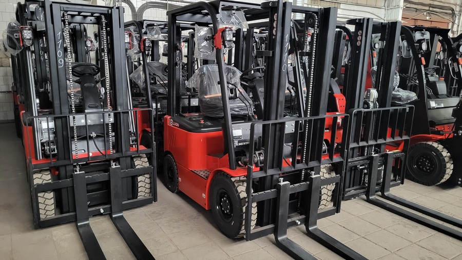 Тест-драйв складской техники на нашем складе в Невинномысске